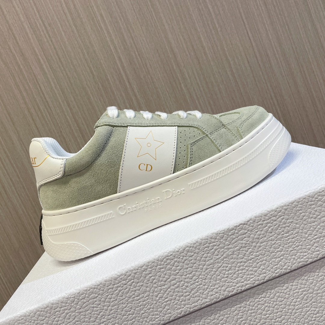 UA D10r Star Platform Sneaker