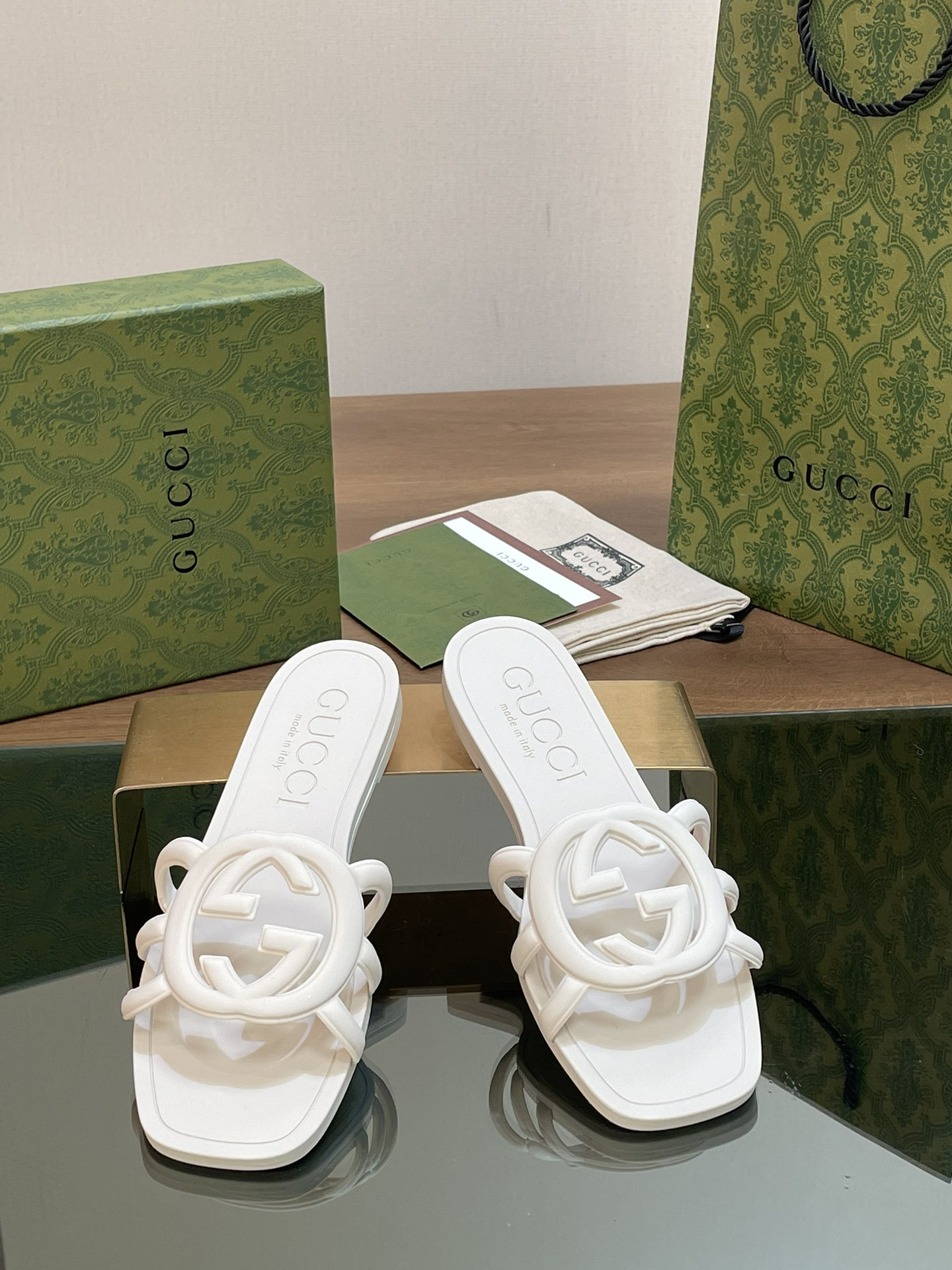 UA Gvc*1 INTERLOCKING G SLIDE SANDAL White