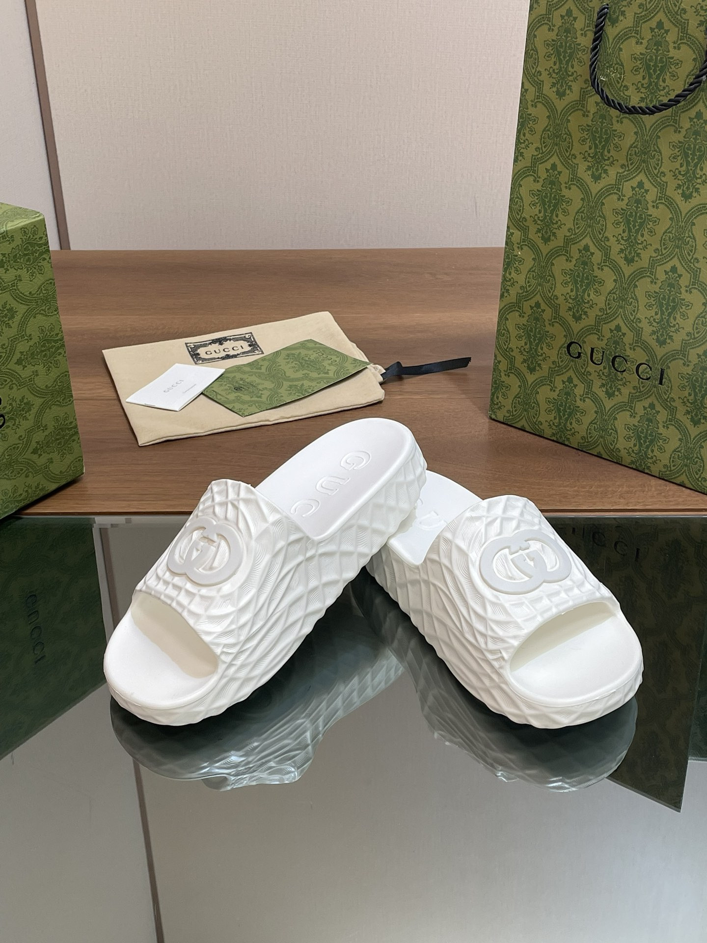 UA Gvc*1 INTERLOCKING G SLIDE SANDAL White