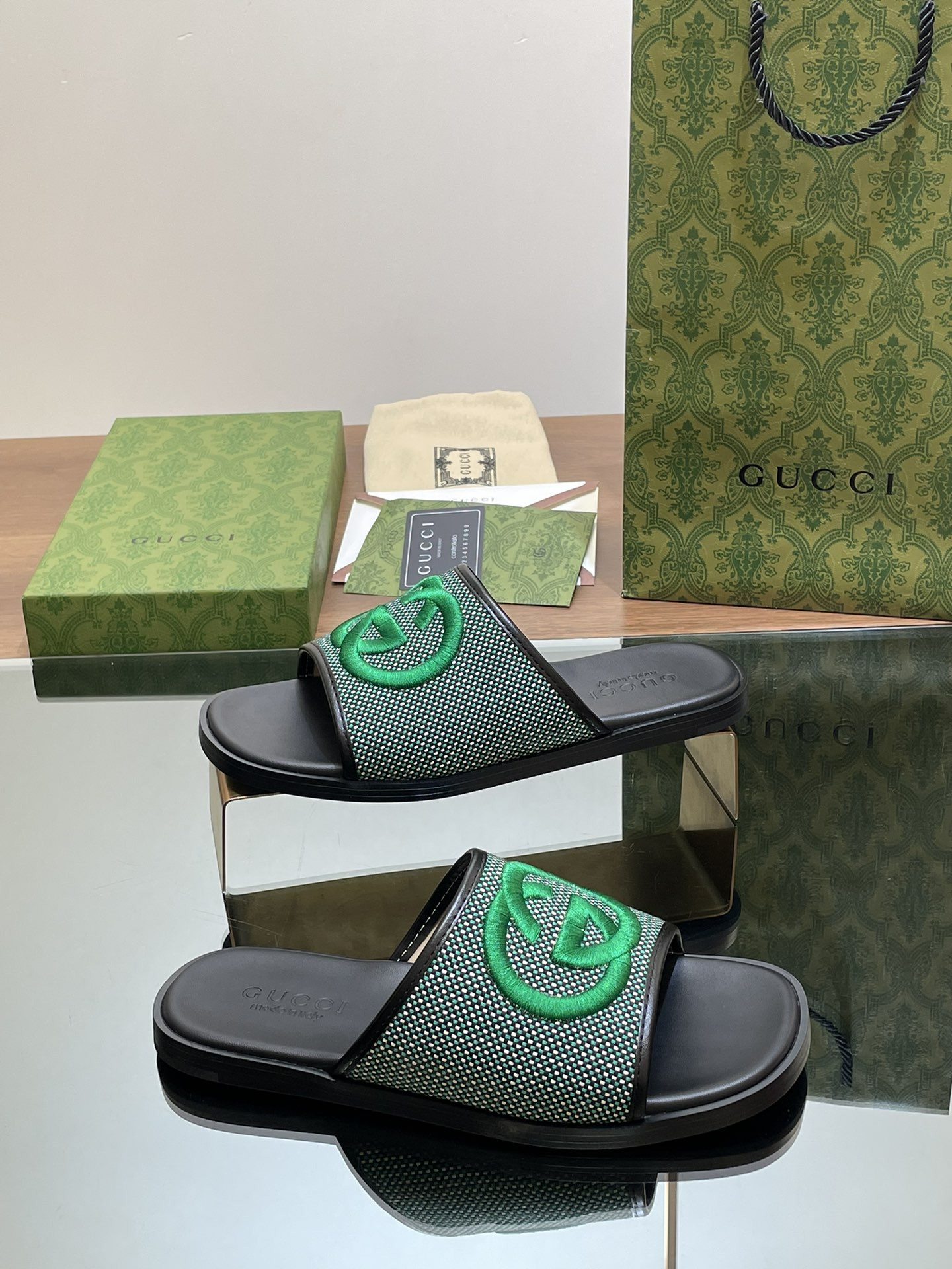 UA Gvc*1 INTERLOCKING G SLIDE SANDAL