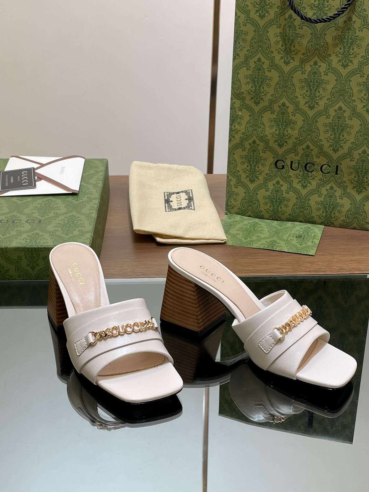 UA Gvc*1 SIGNORIA SLIDE SANDAL