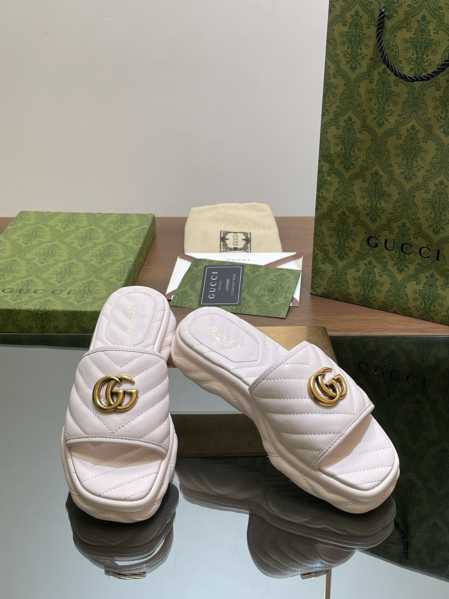 UA Gvc*1 WOMEN'S SANDAL WITH DOUBLE G