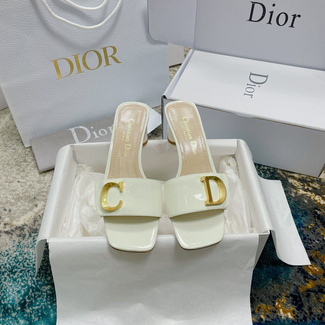 UA D10r Or C'est D10r Heeled Slide