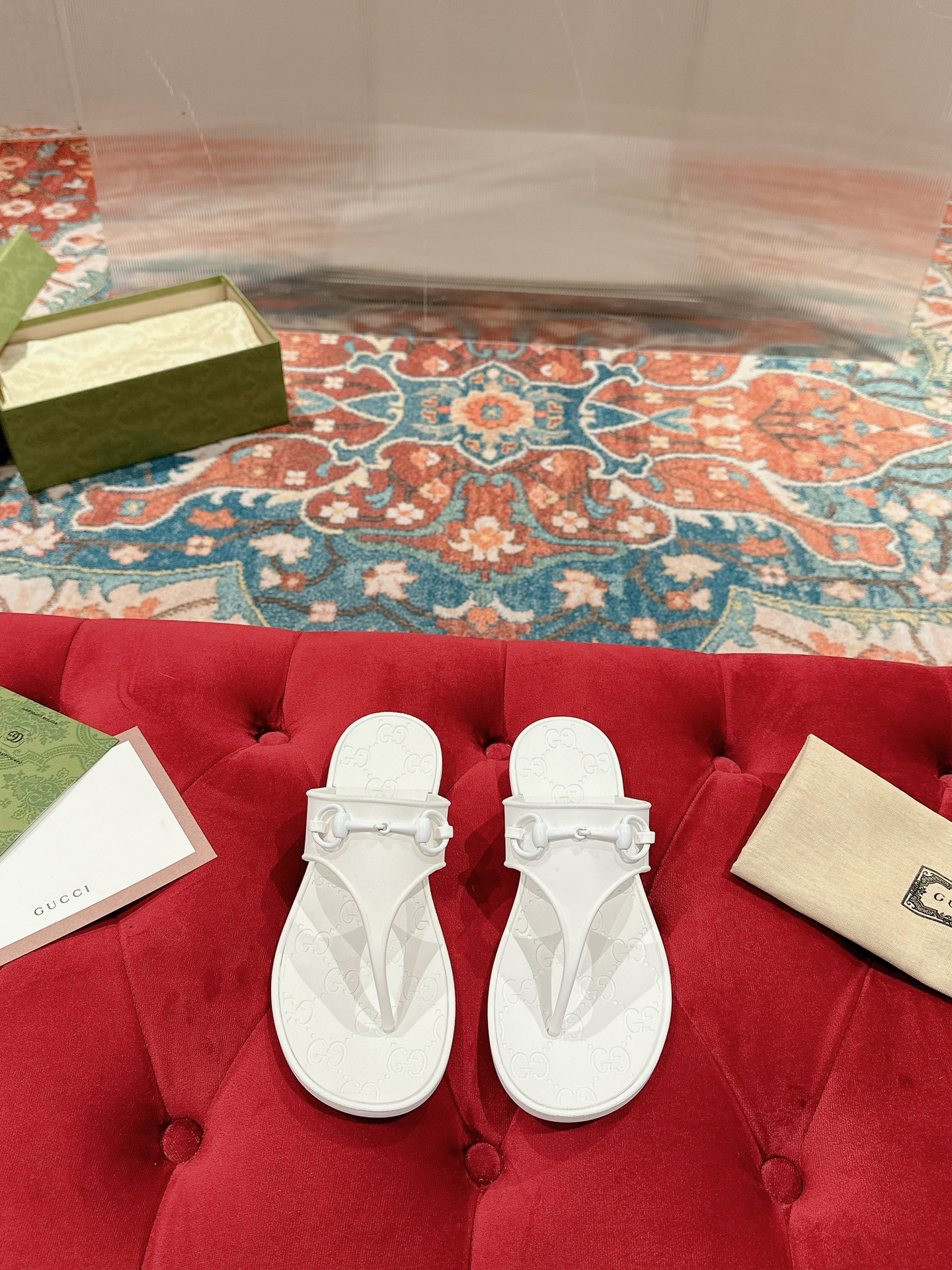 UA Gvc*1 WOMEN'S THONG SANDAL WITH HORSEBIT White