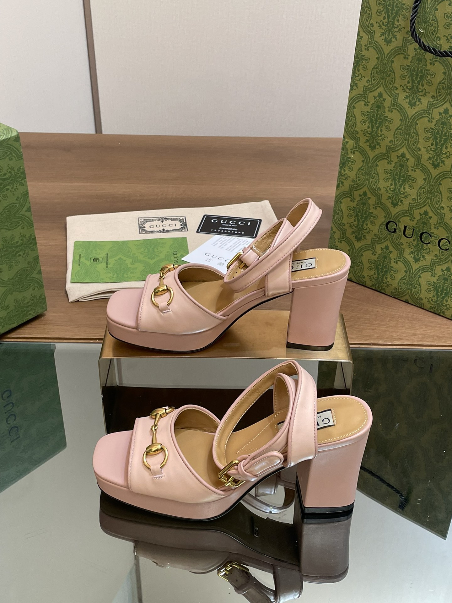 UA Gvc*1 HORSEBIT PLATFORM SANDAL