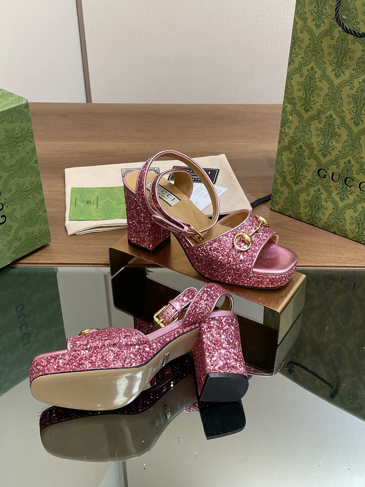 UA Gvc*1 HORSEBIT PLATFORM SANDAL