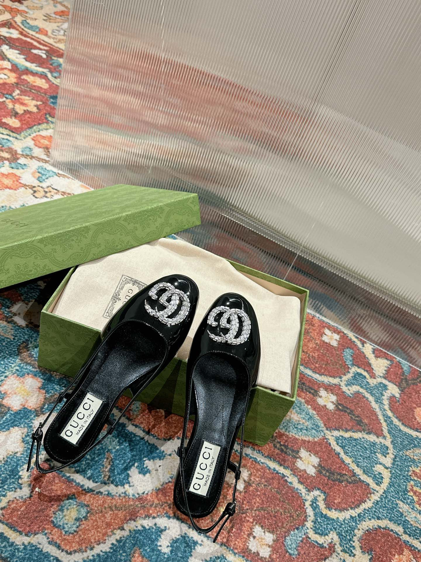 UA Gvc*1 BALLERINA WITH DOUBLE G