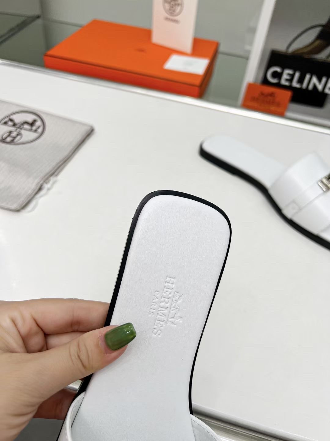 UA H**me5 Giulia sandal