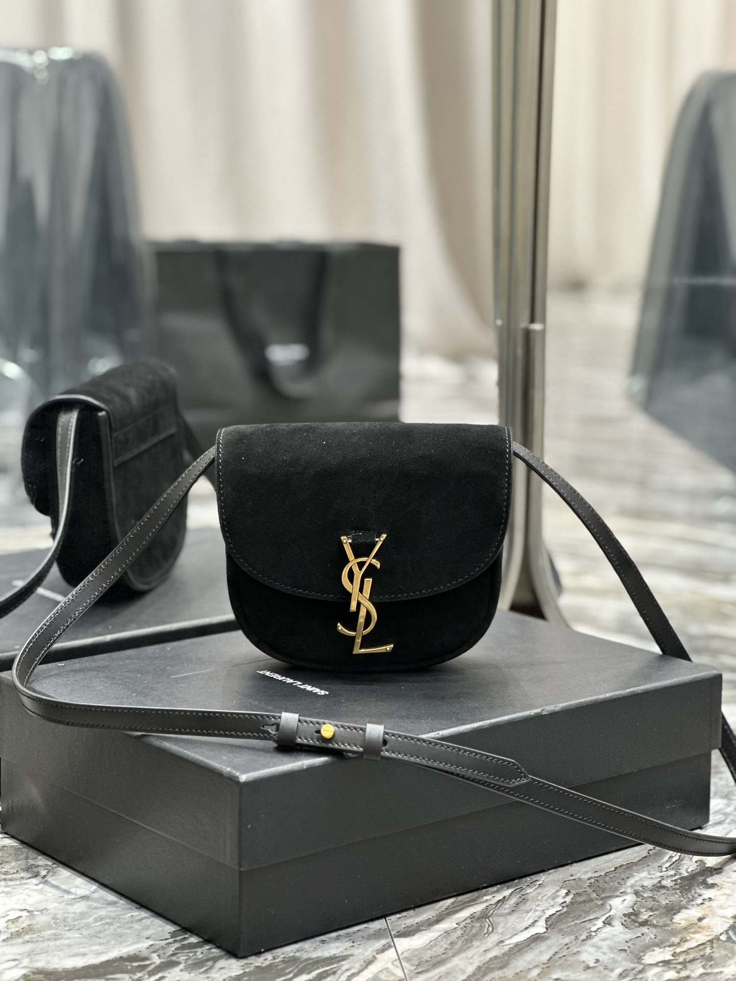 Y51 KAIA SMALL SATCHEL IN SMOOTH LEATHER  7.2 X 6.1 X 2.1 INCHES