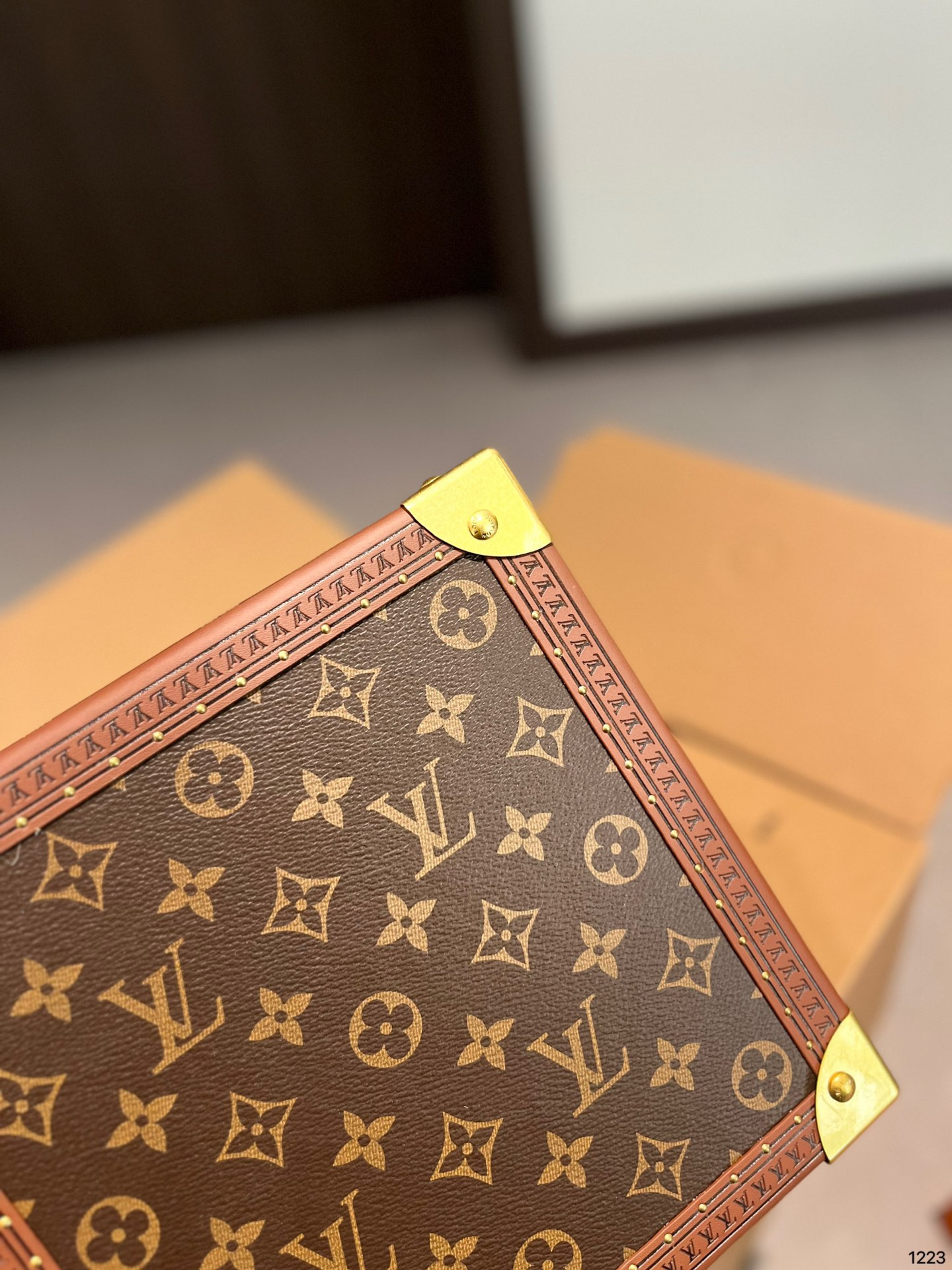 LV M13513 Jewelry Box Orange 9.4 x 4.9 x 9.4 inches