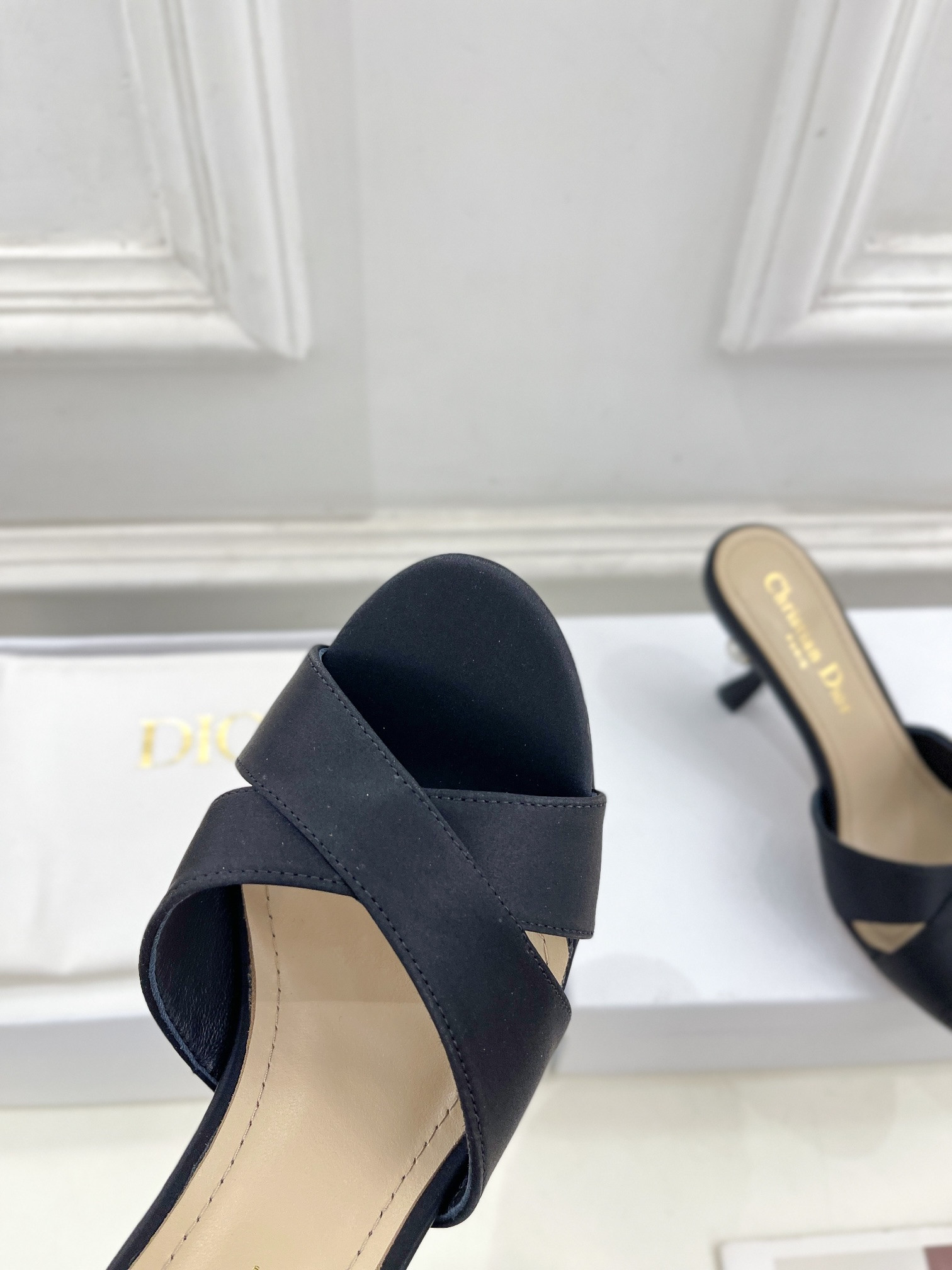 UA D10r Tribales Heeled Slide