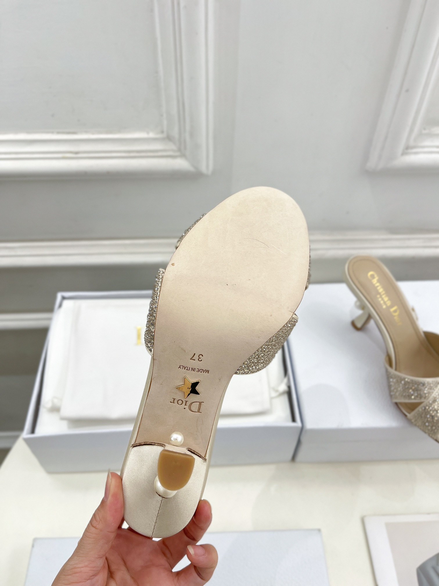 UA D10r Tribales Heeled Slide