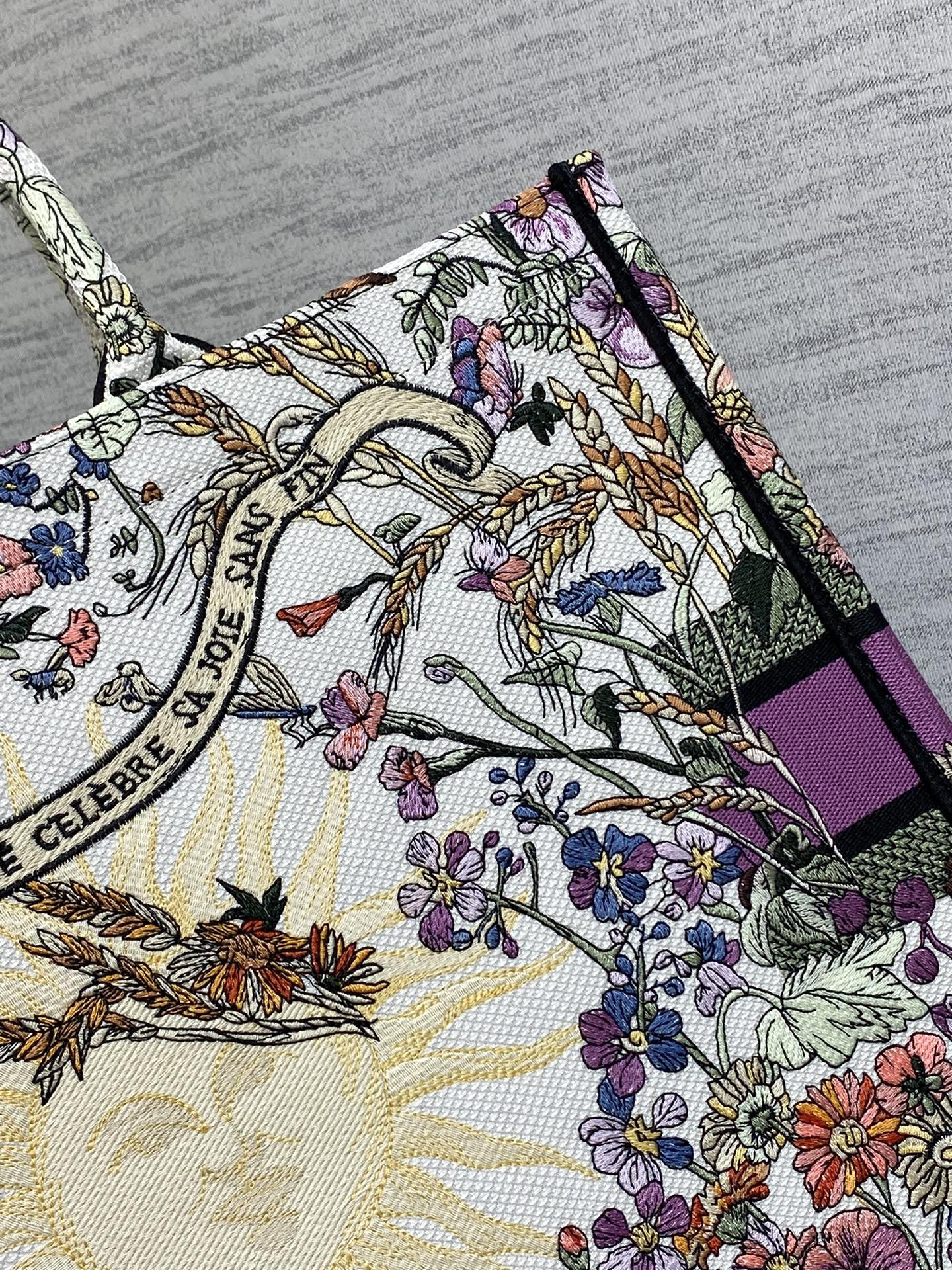 D10r Book Tote  Ecru Multicolor D10r 4 Saisons Été Soleil Embroidery 42 x18 x35cm