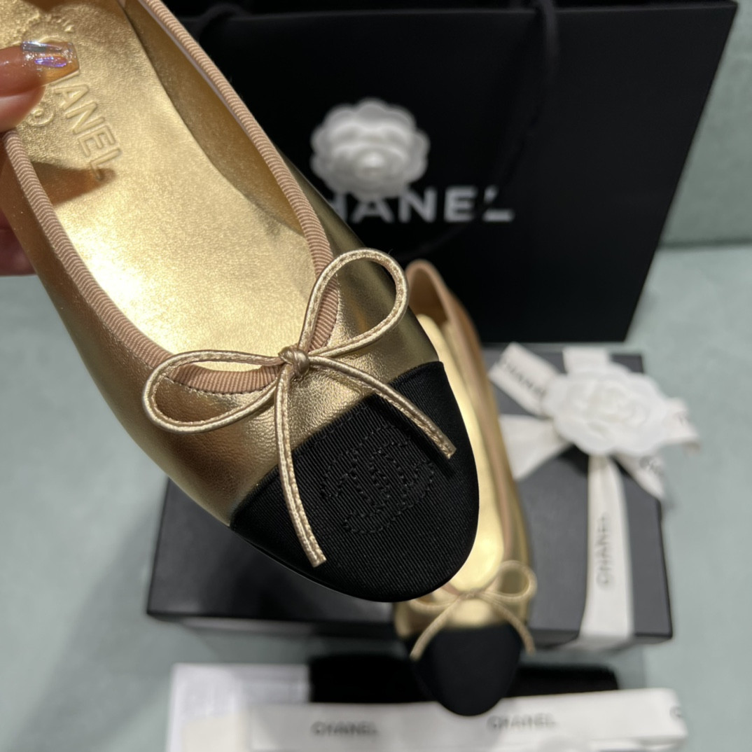 UA Ch**el BALLET FLATS
