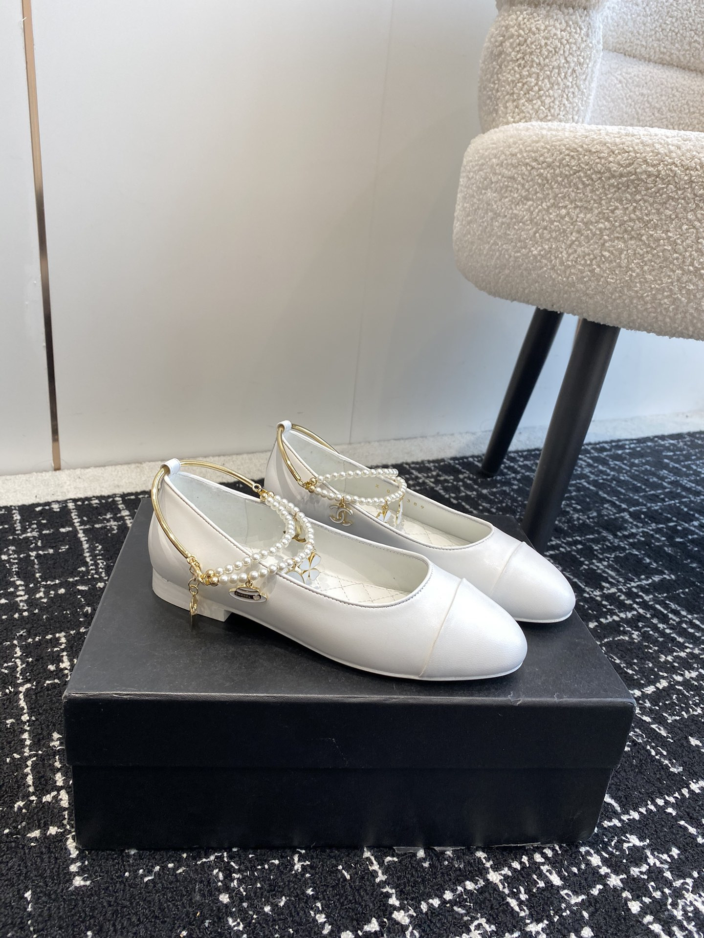 UA Ch**el MARY JANES