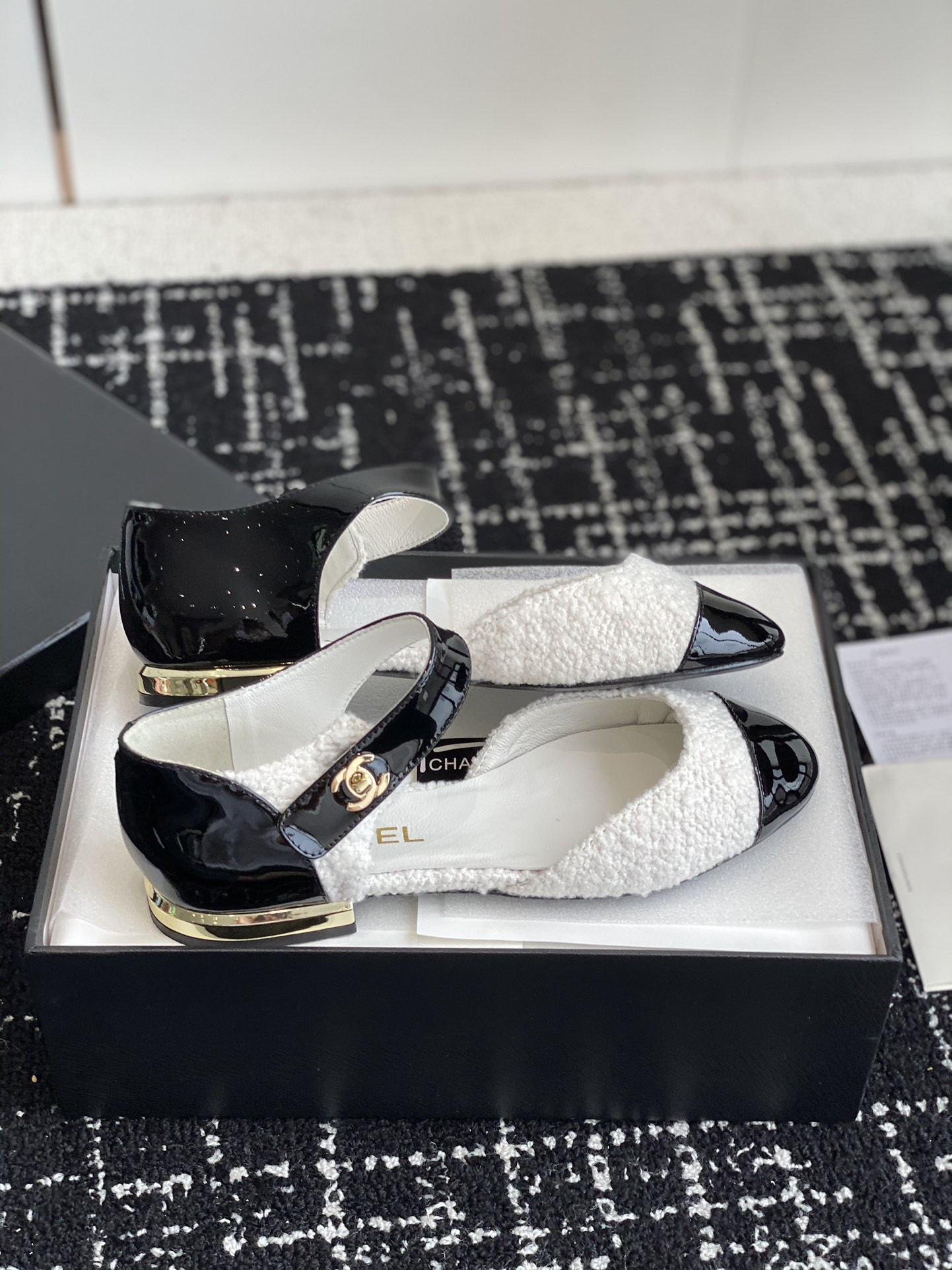 UA Ch**el MARY JANES