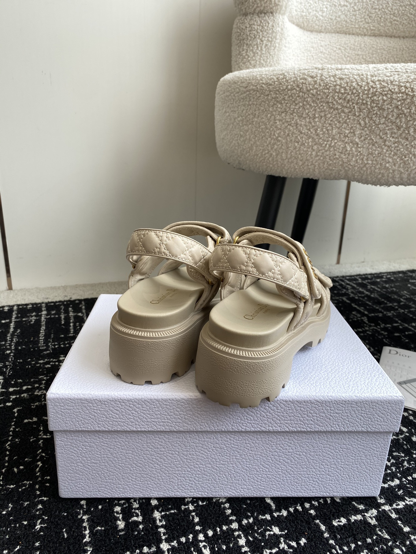 UA D10ract Platform Sandal