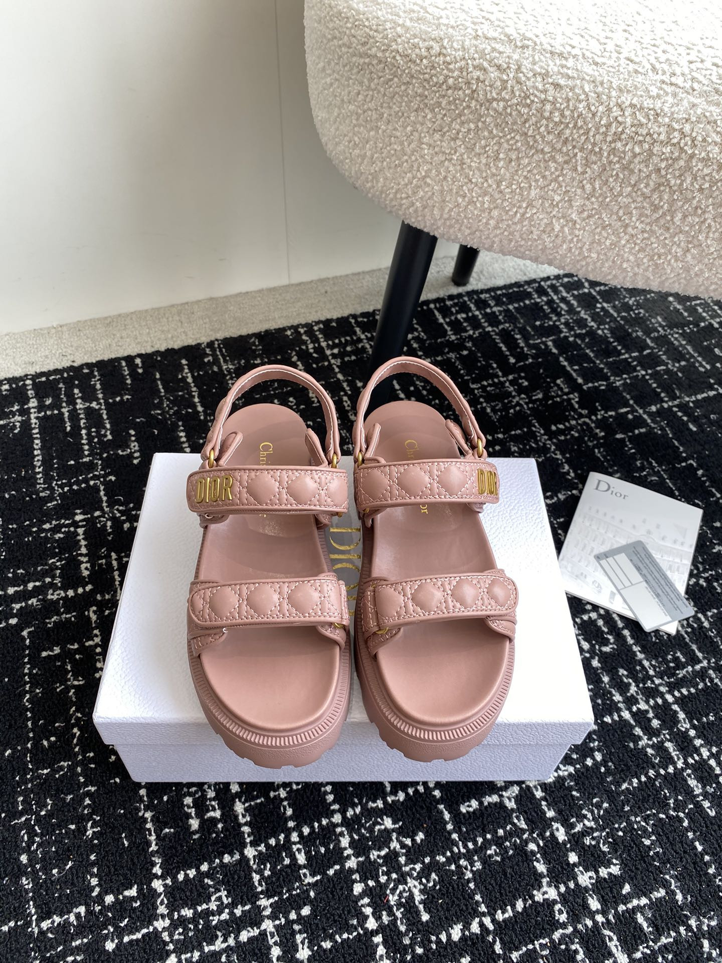 UA D10ract Platform Sandal