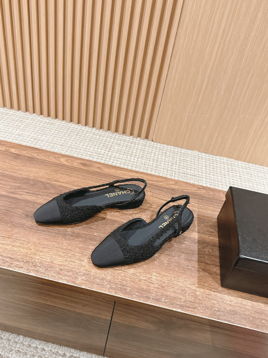 UA Ch**el SLINGBACKS FLAT