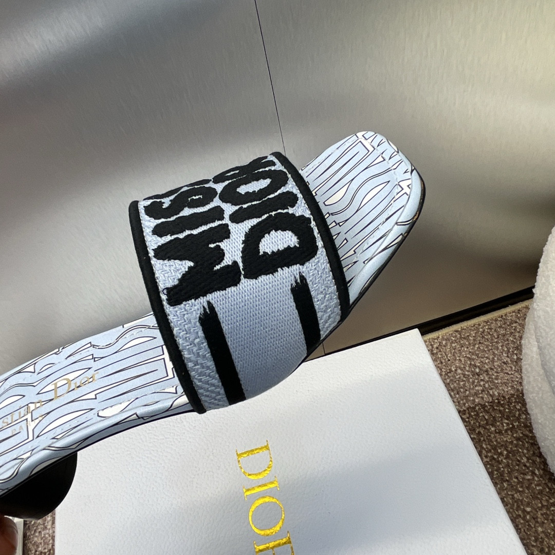 UA D10r Dway Heeled Slide