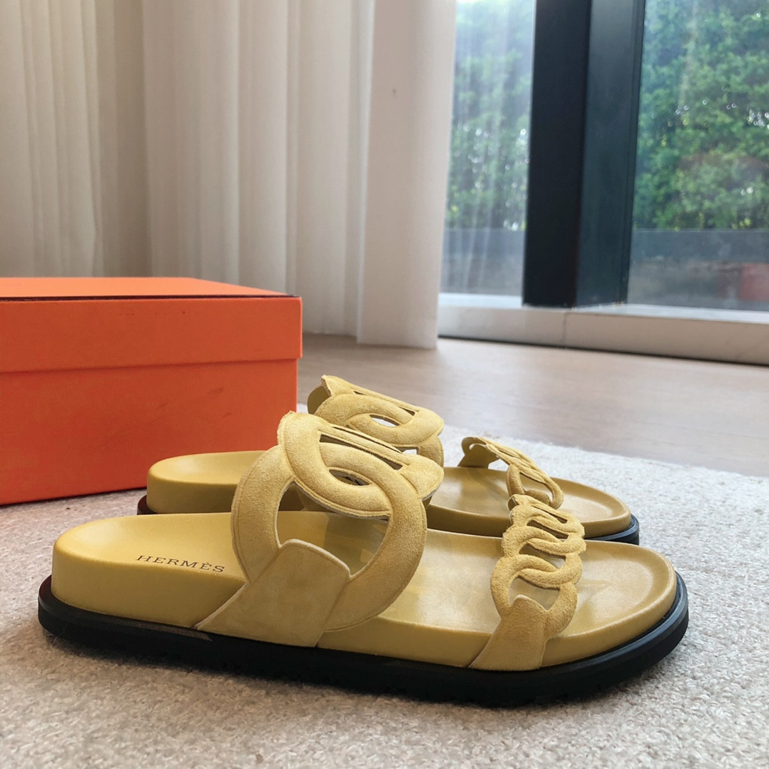 UA H**me5 Extra sandal