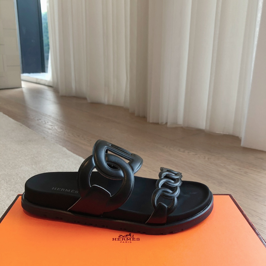 UA H**me5 Extra sandal