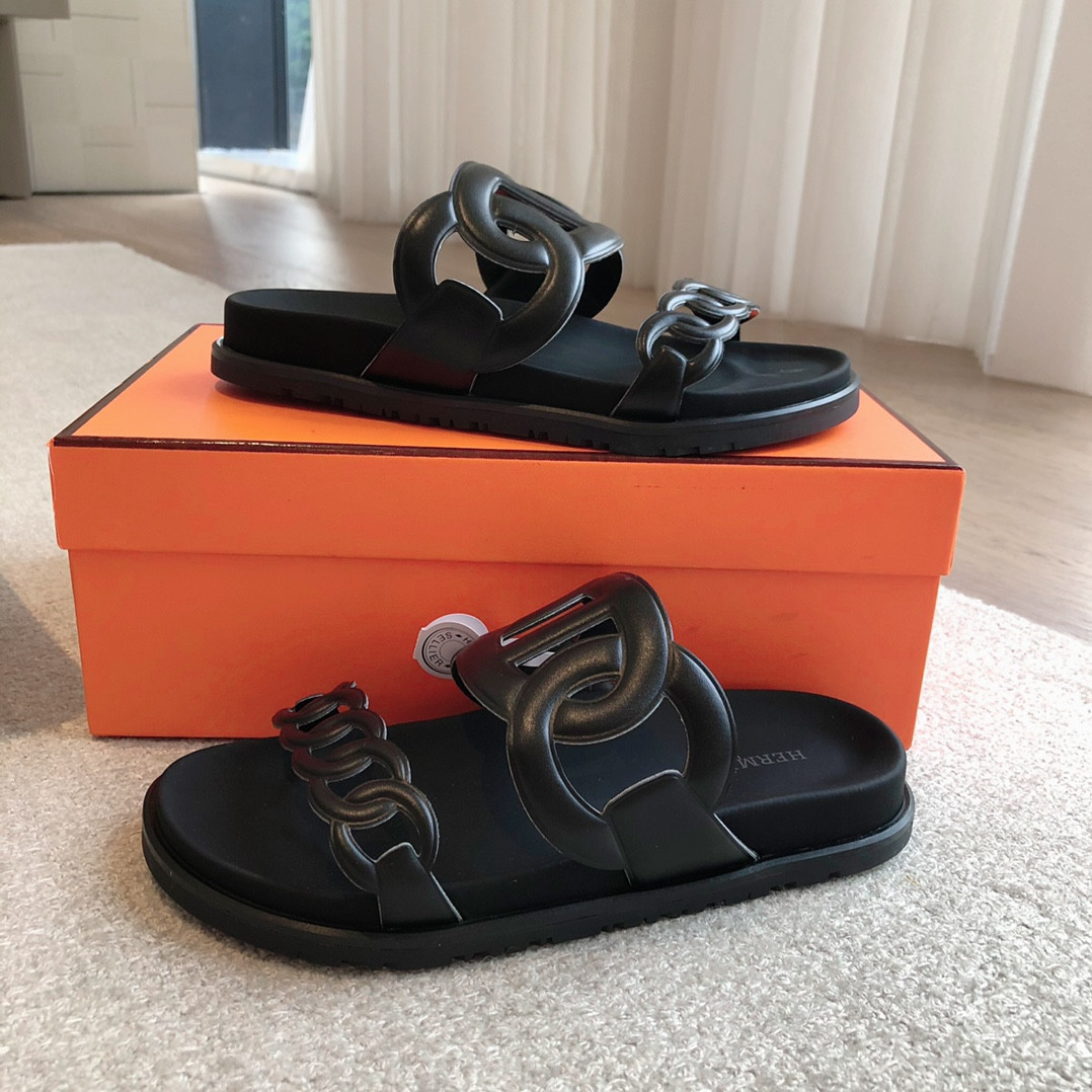 UA H**me5 Extra sandal