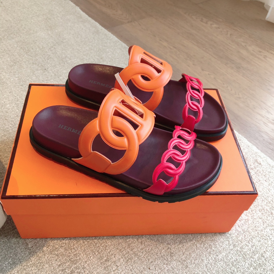 UA H**me5 Extra sandal