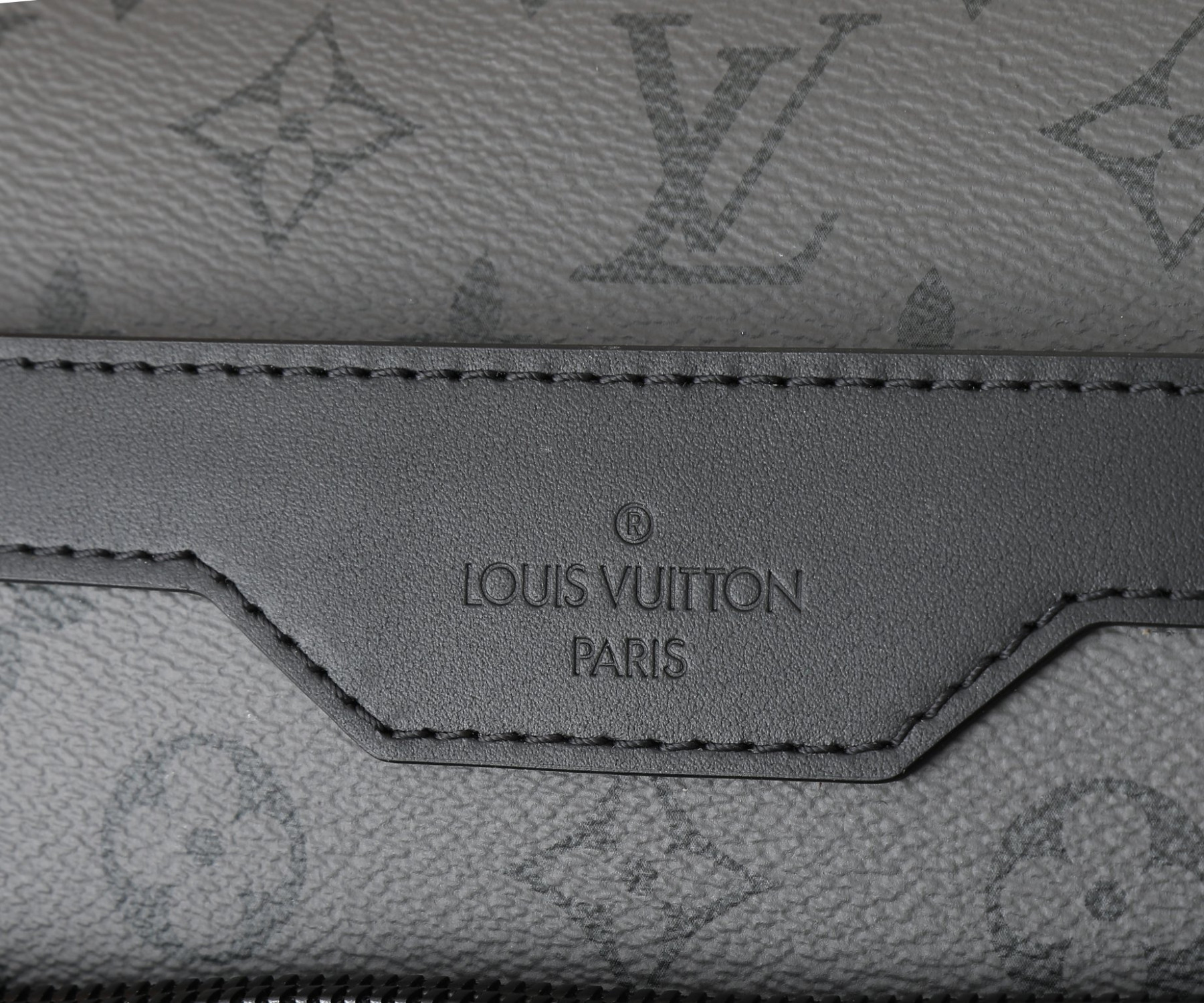 LV Trio Messenger M11648 25x18.5x7CM