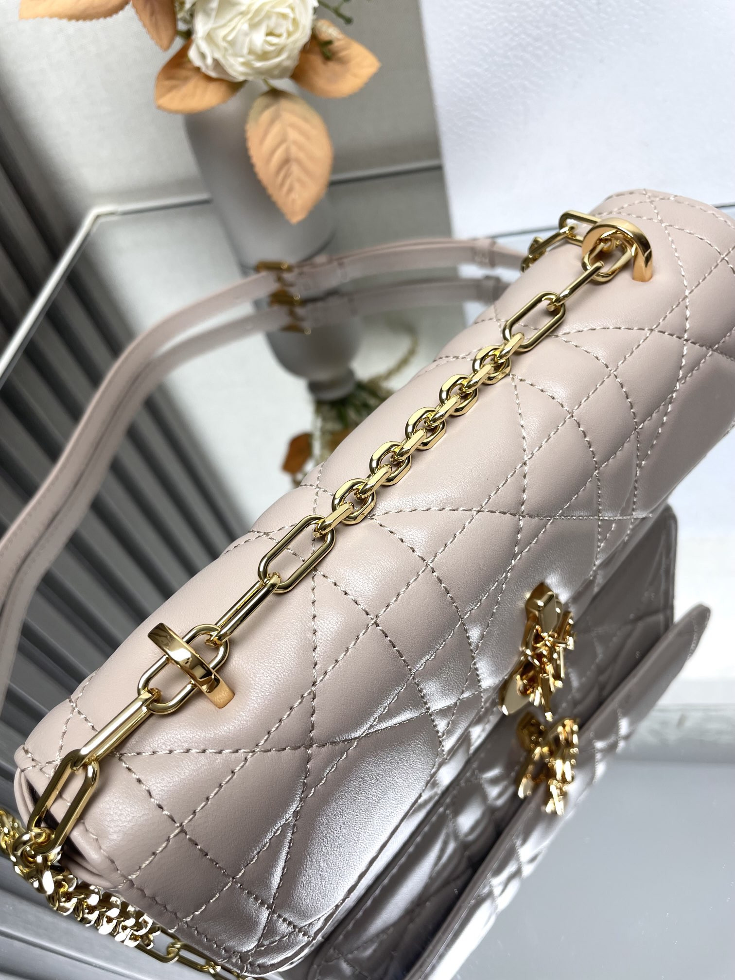 D10r Miss Daisy Mini Bag 22 x 12.5 x 4 cm