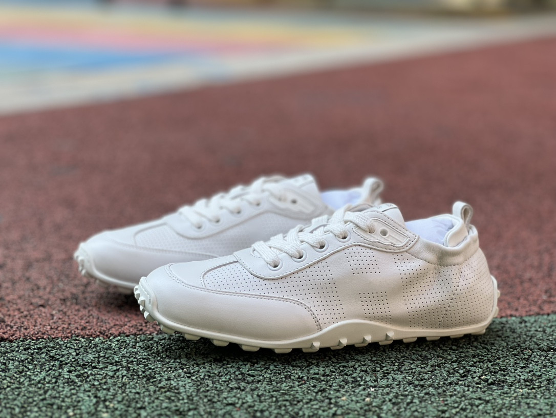 UA H**me5 In Sneaker