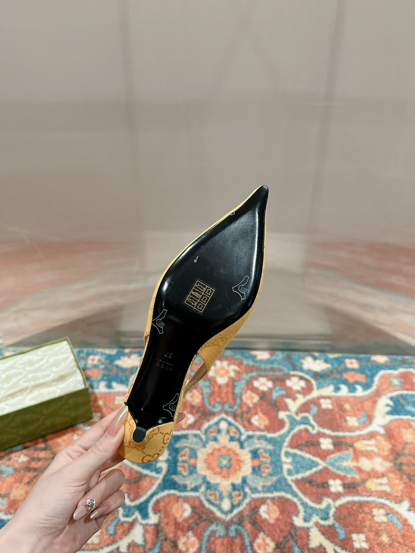 UA Gvc*1 HORSEBIT SLINGBACK PUMP LOW HEEL