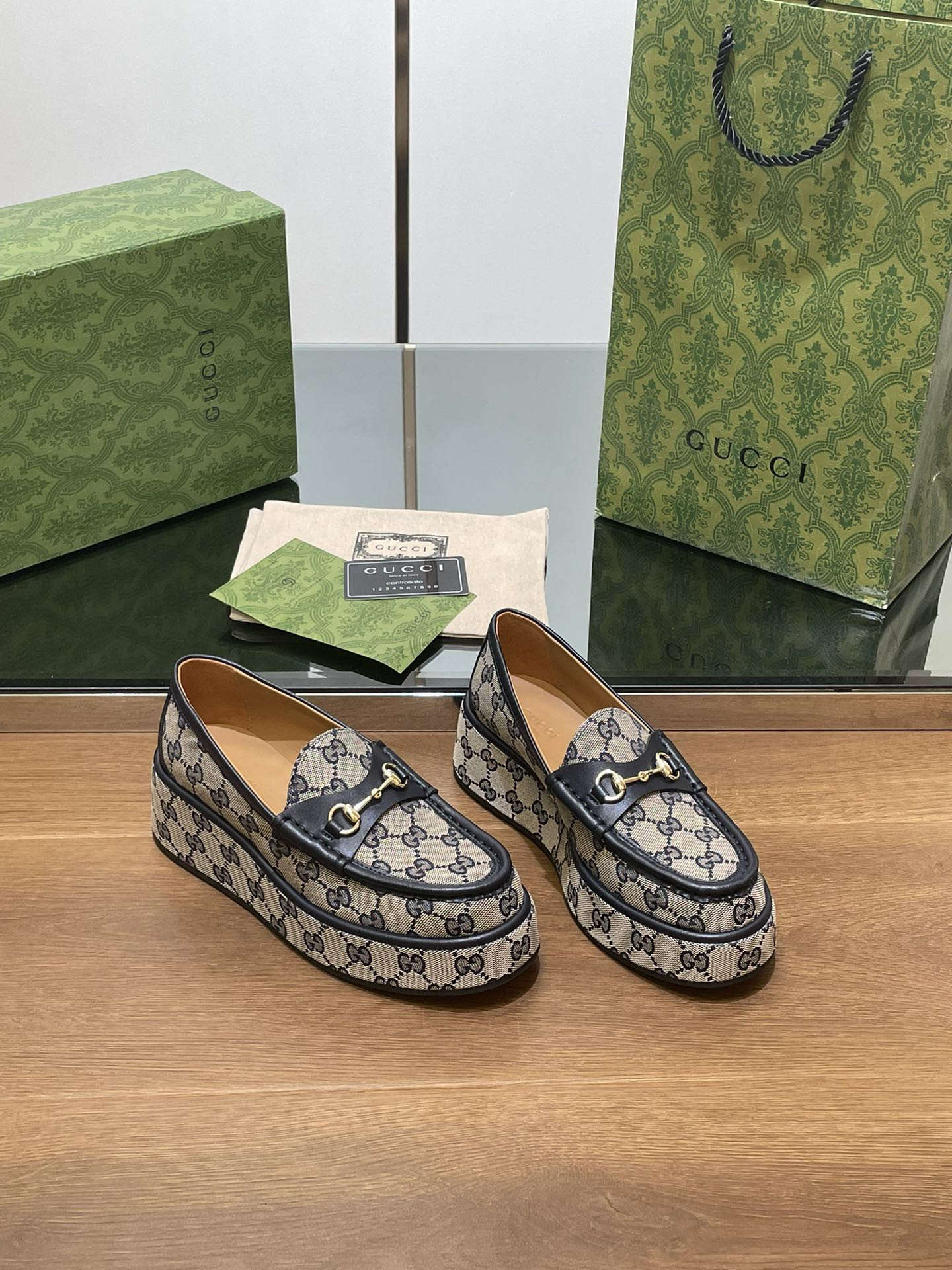 UA Gvc*1 HORSEBIT WEDGE LOAFER