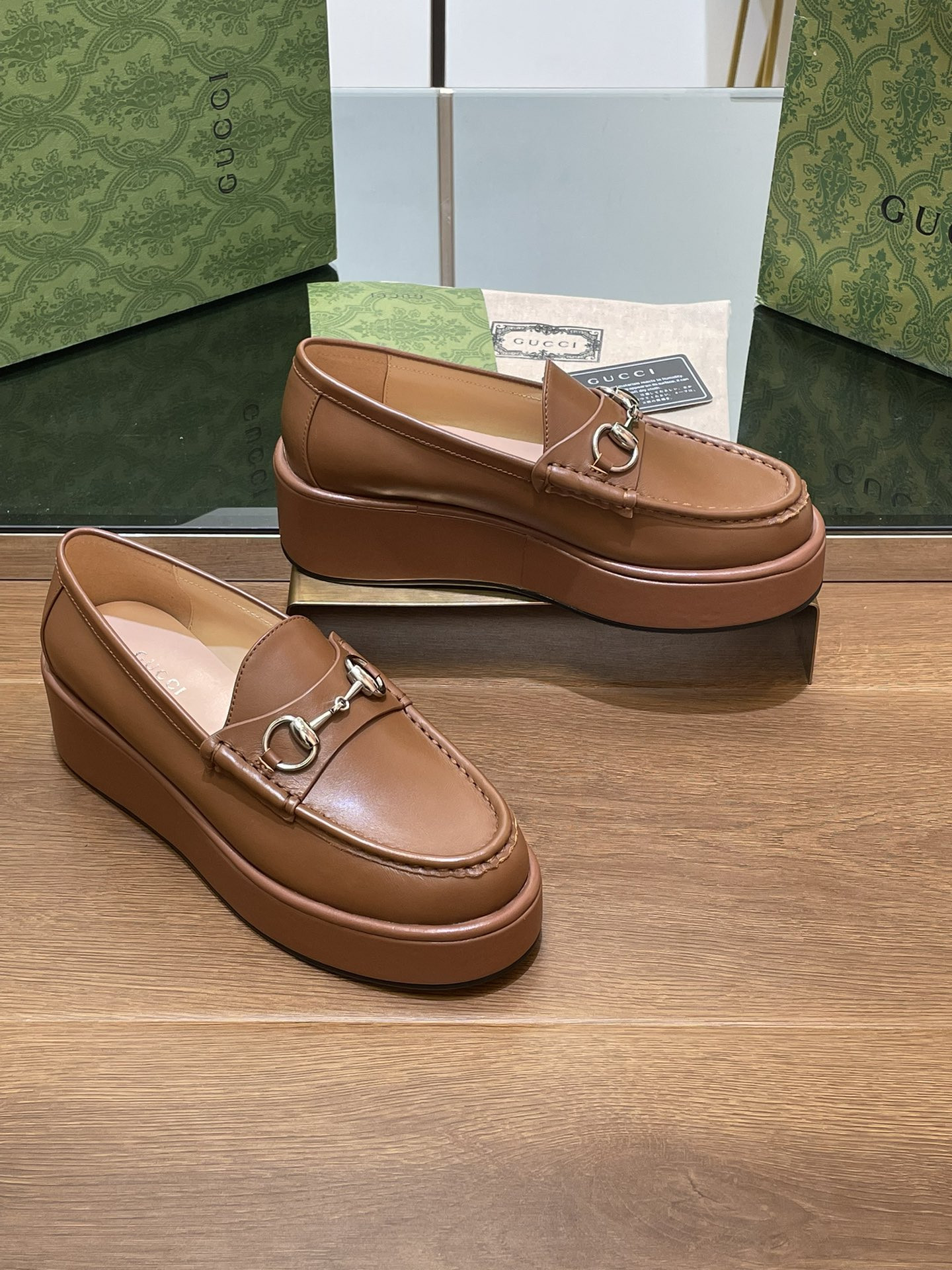 UA Gvc*1 HORSEBIT WEDGE LOAFER