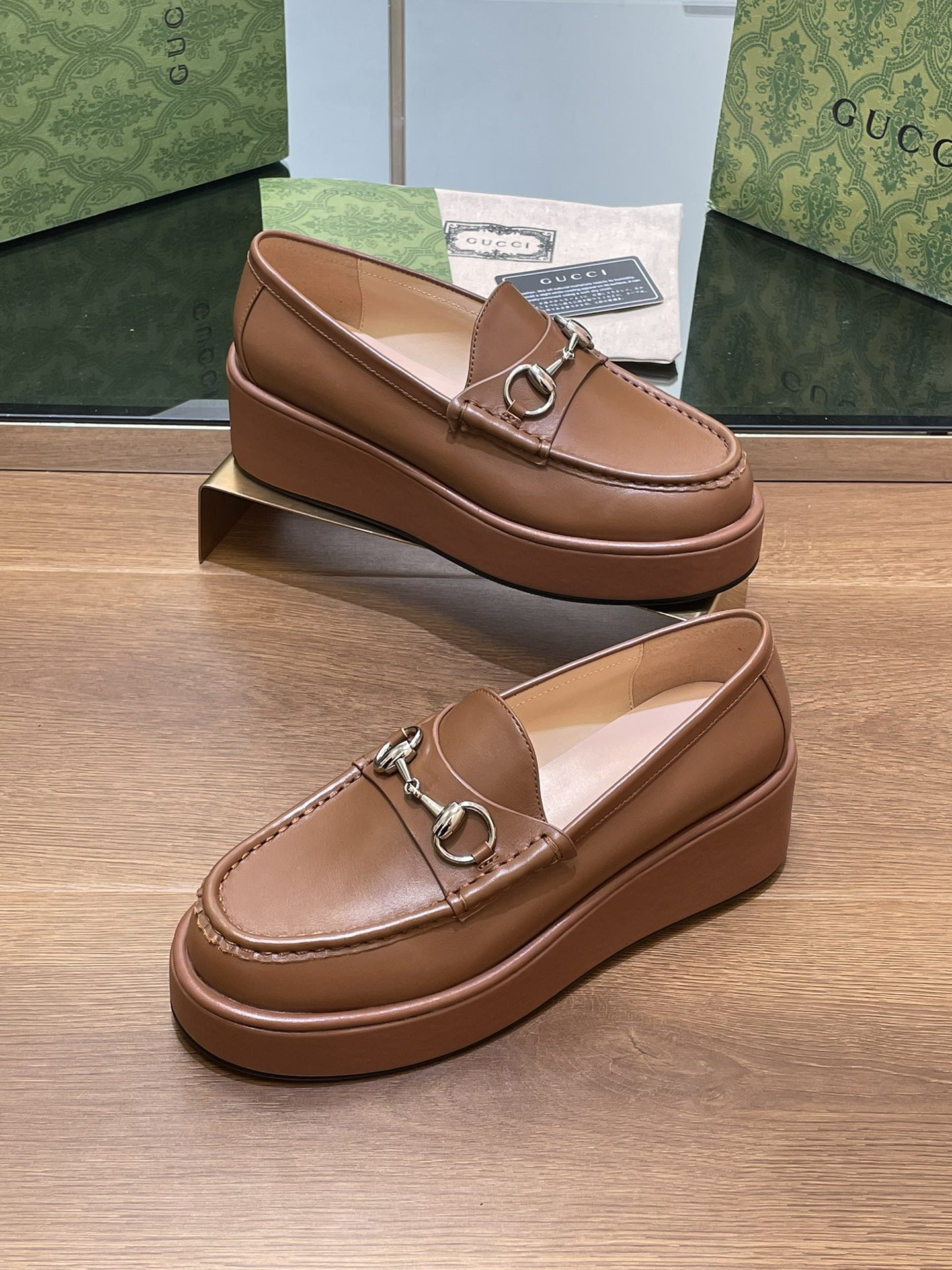 UA Gvc*1 HORSEBIT WEDGE LOAFER