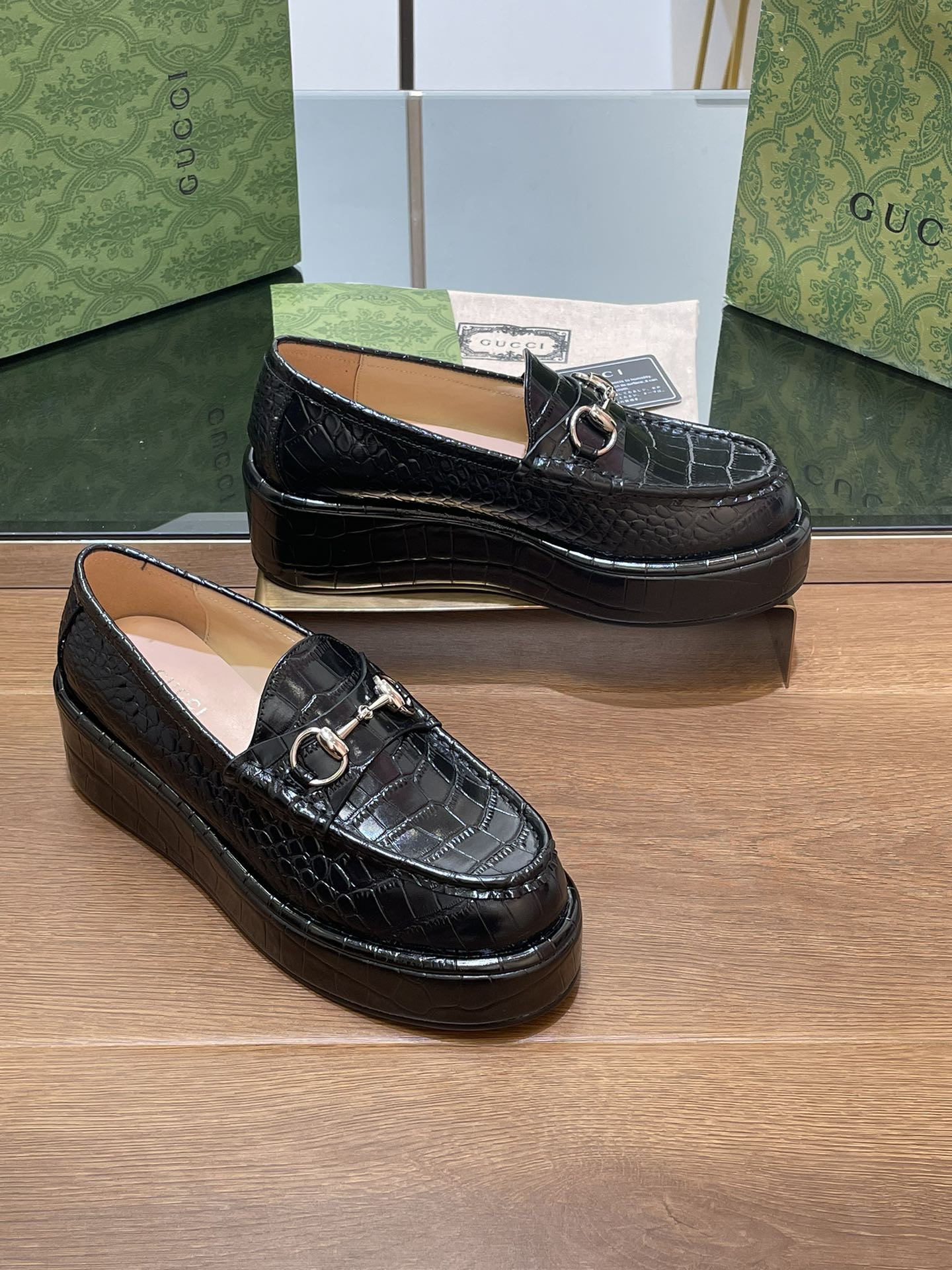 UA Gvc*1 HORSEBIT WEDGE LOAFER