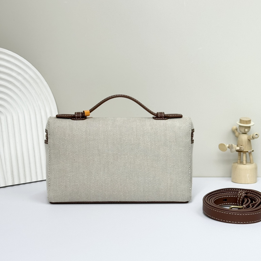 L0r0 P1ana Extra Pocket L19  Cotton, Linen 11 x 19 x 6.5 cm