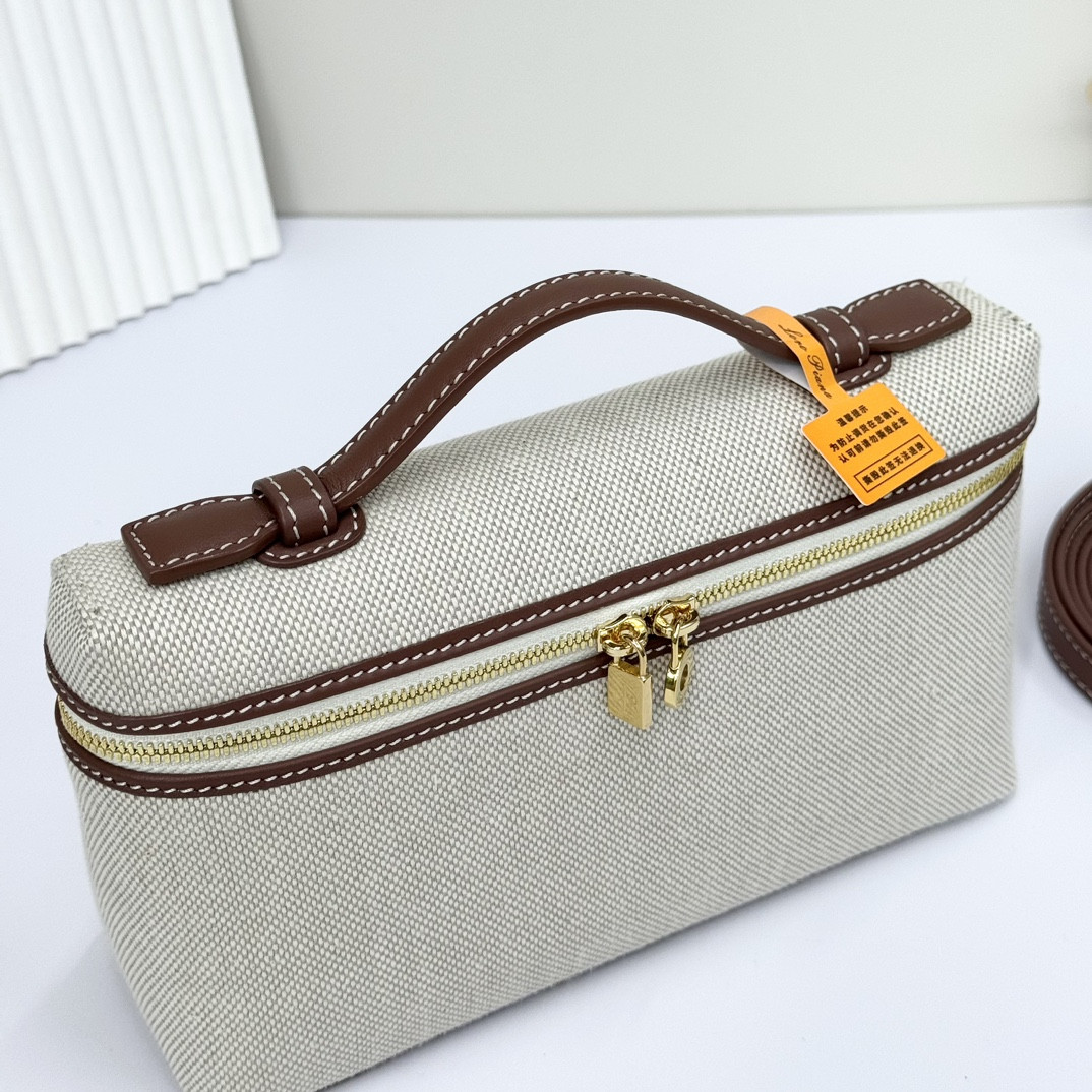 L0r0 P1ana Extra Pocket L19  Cotton, Linen 11 x 19 x 6.5 cm