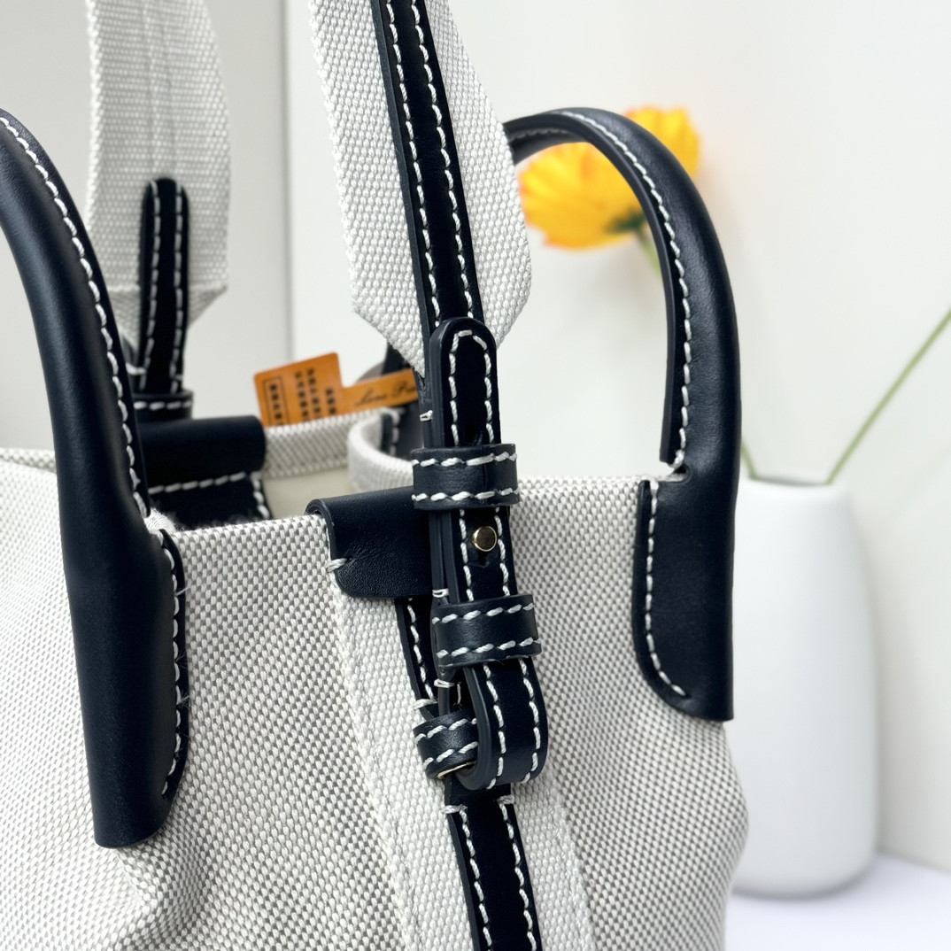 L0r0 P1ana Micro Bale Bag Cotton, Linen 23 x 16 x 14 cm