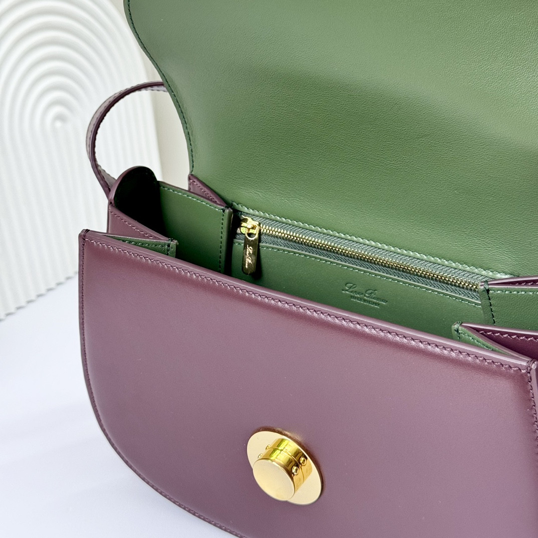 L0r0 P1ana Small Ghiera Bag 23x16x8 cm