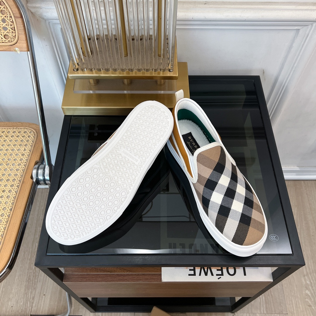 UA Bv*b*rry Slip On Sneakers