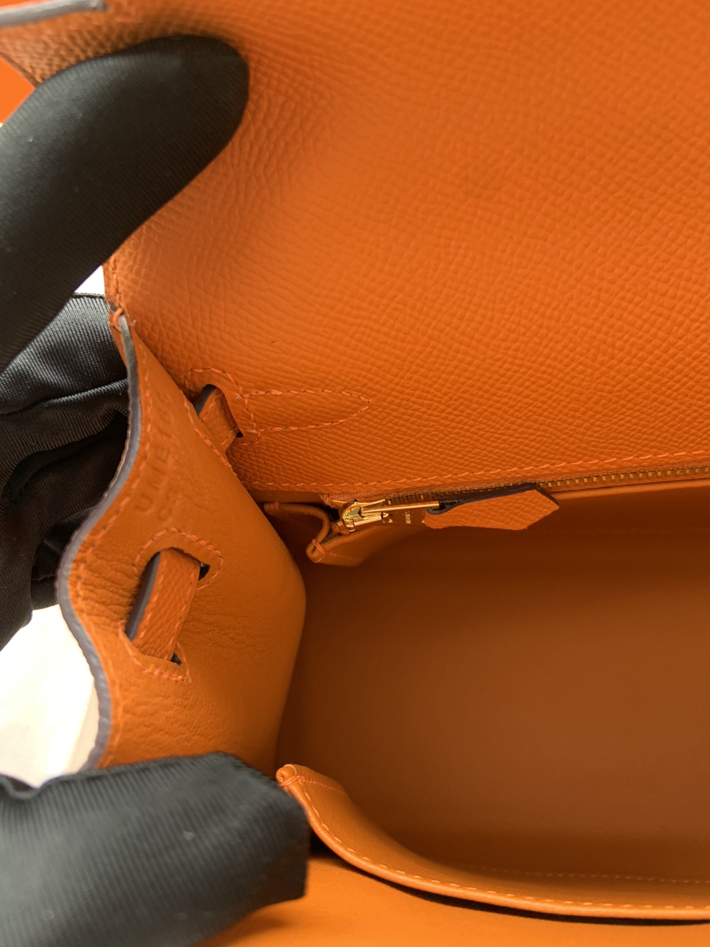 H**me5 Kelly Gold-tone Hardware 25 28