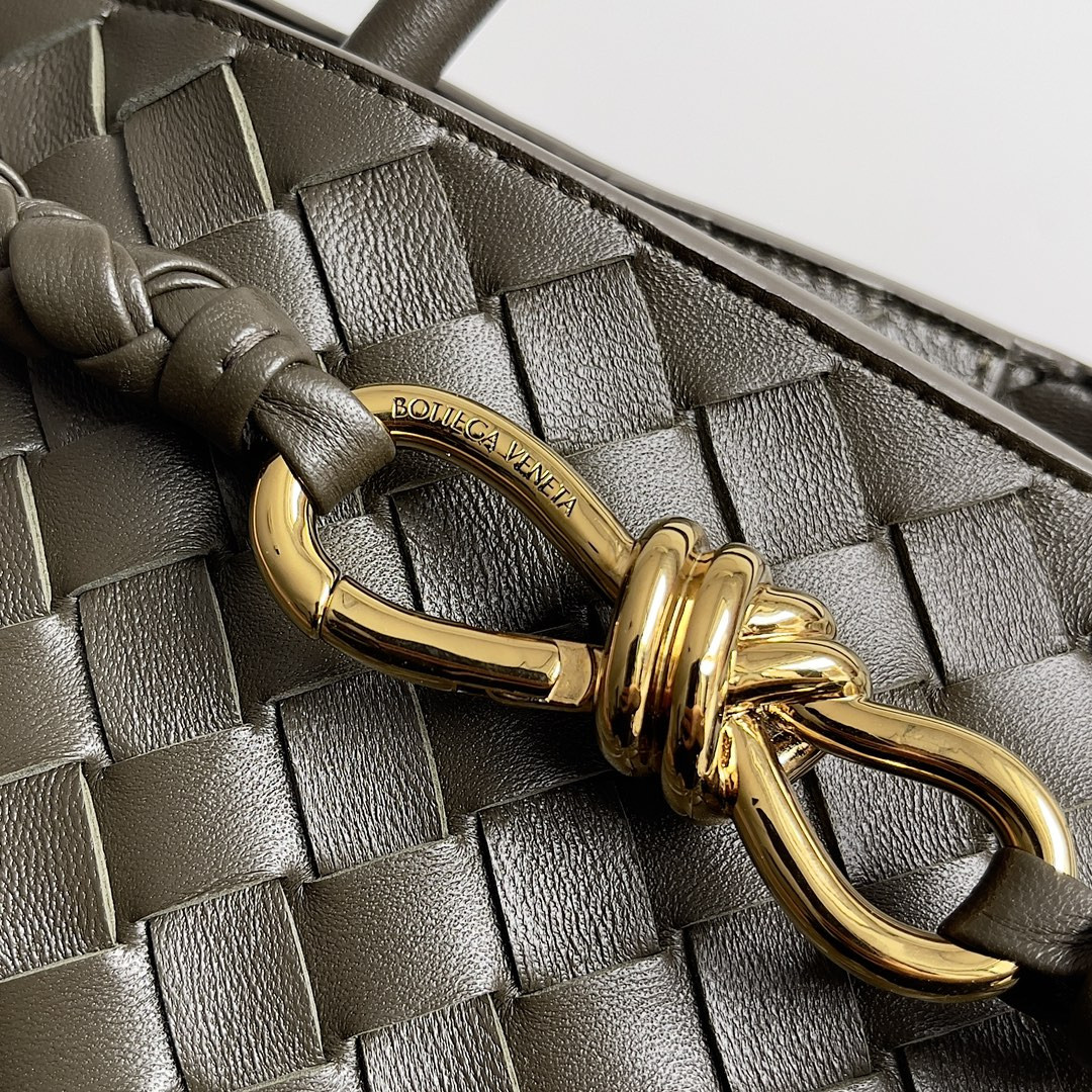 B0tt*ga Ven*ta Medium Andiamo 32x25x11CM