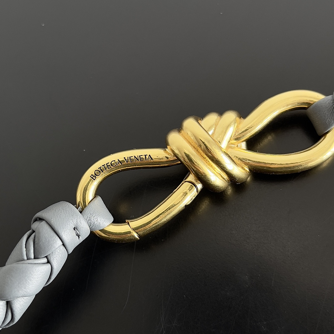 B0tt*ga Ven*ta Medium Andiamo 32x25x11CM