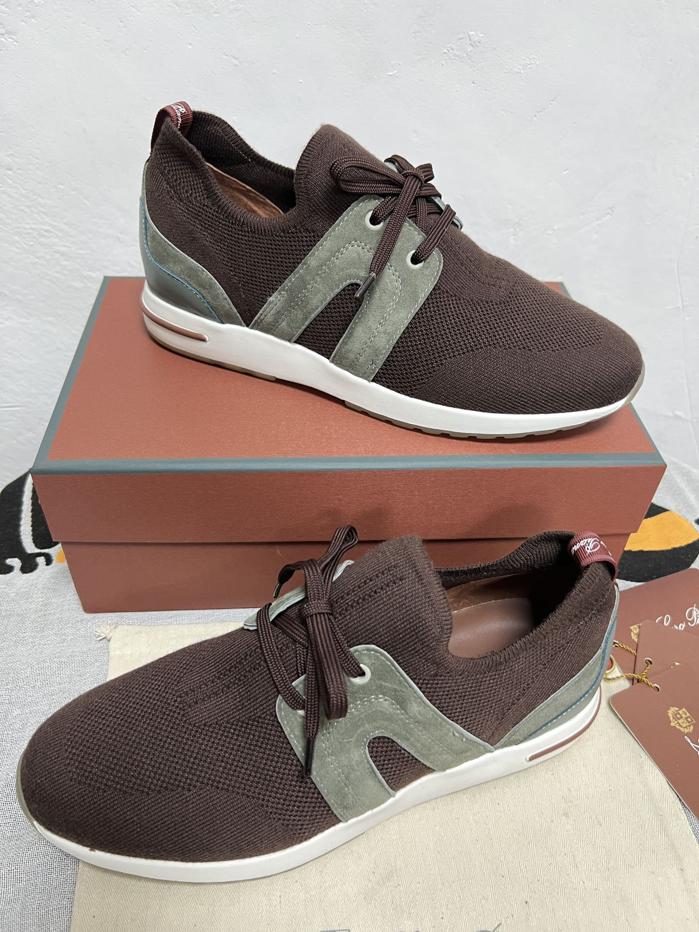 UA L0r0 P1ana 360 LP Flexy Walk Sneaker