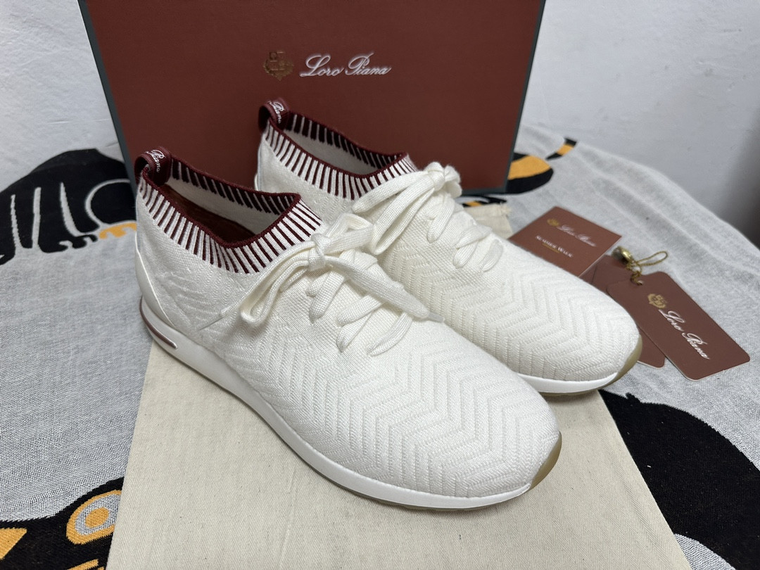 UA L0r0 P1ana 360 LP Flexy Walk Sneaker