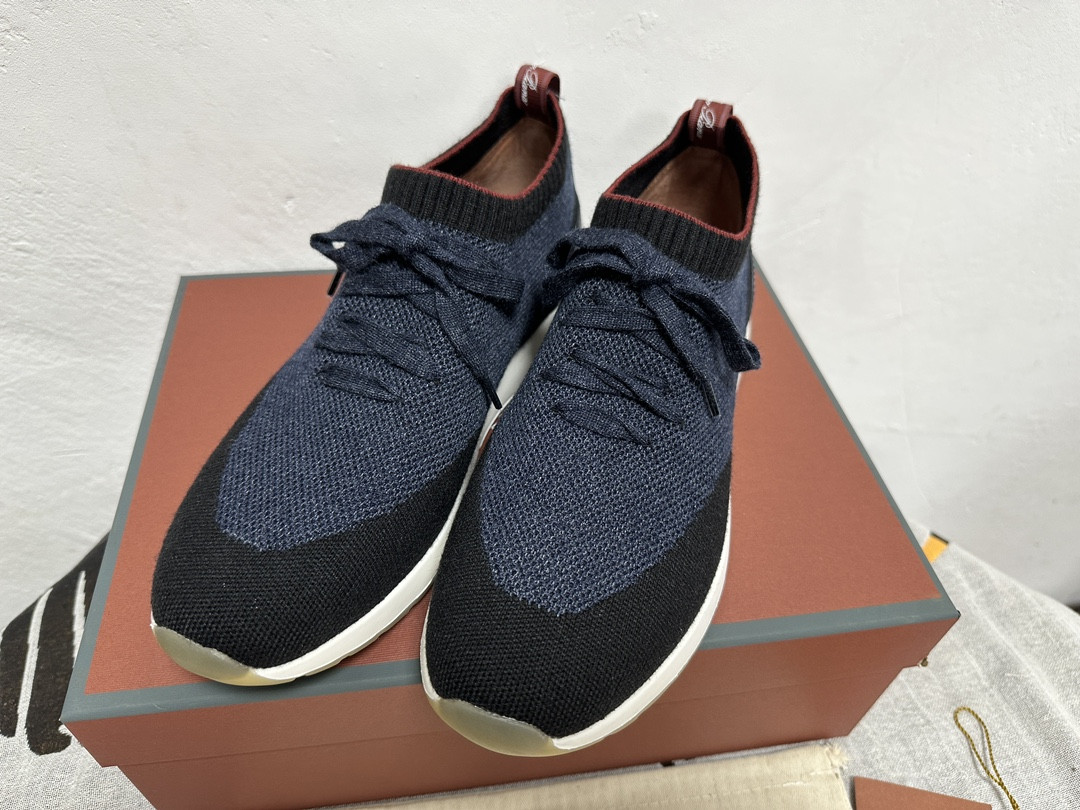 UA L0r0 P1ana 360 LP Flexy Walk Sneaker