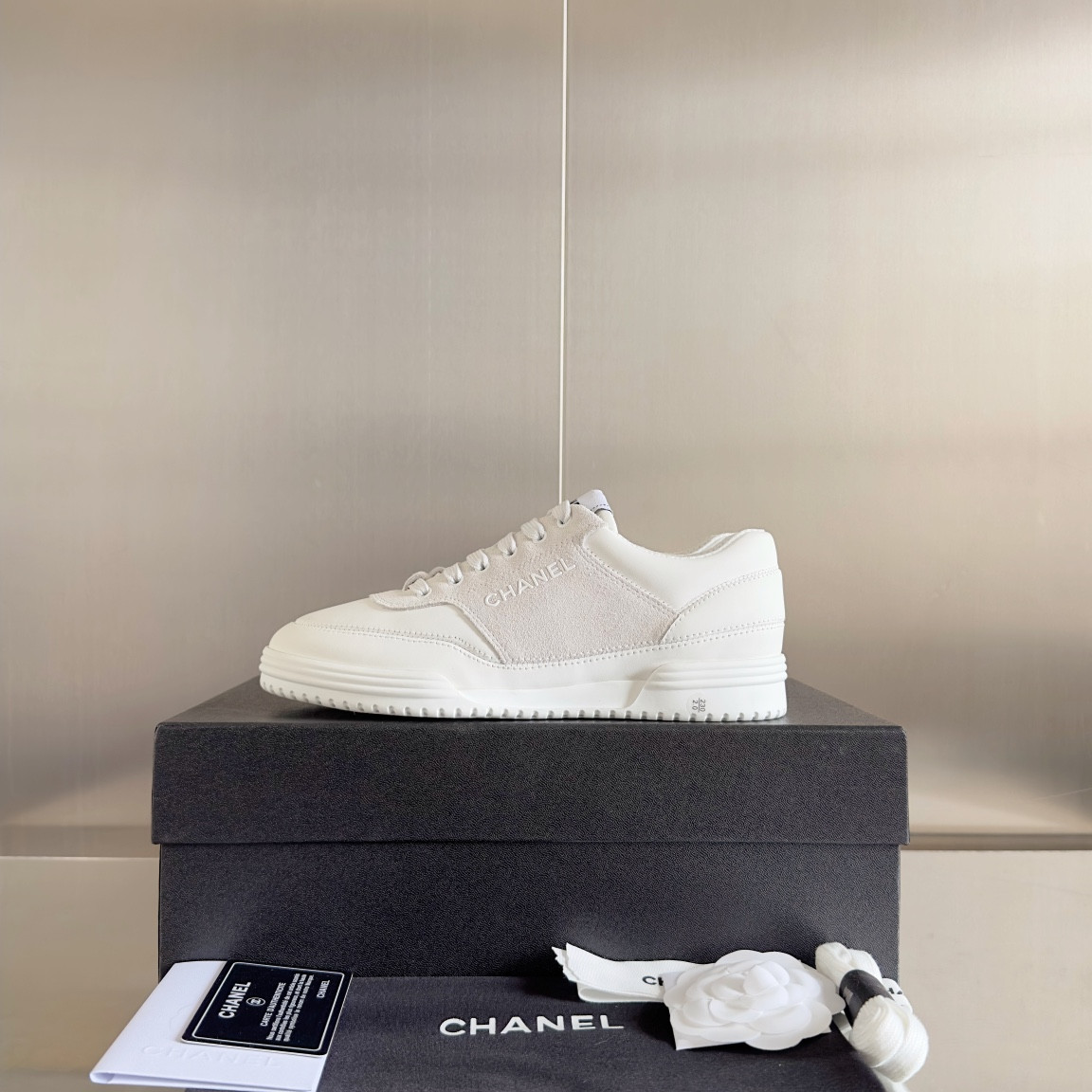 UA CHANEL SNEAKER