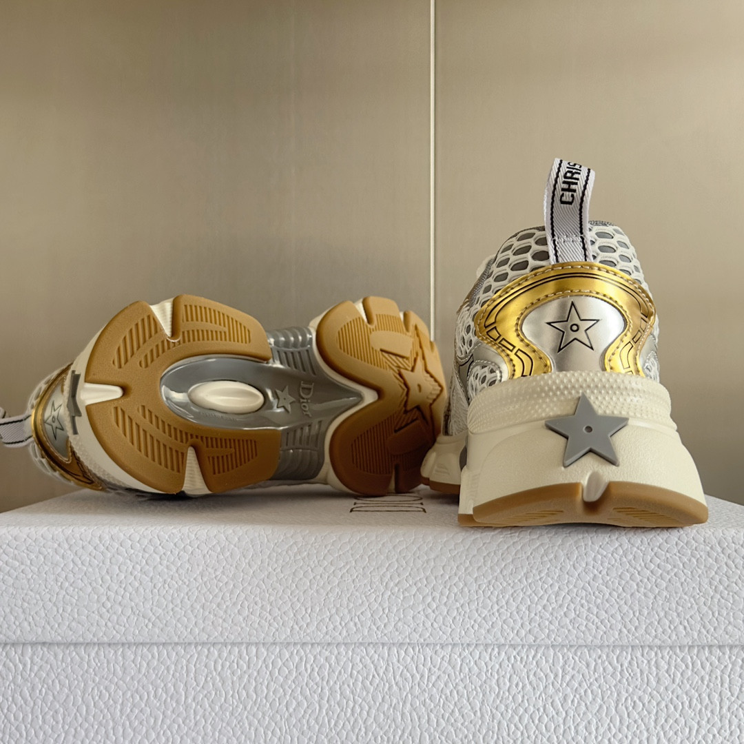 UA D10r Vibe Sneaker