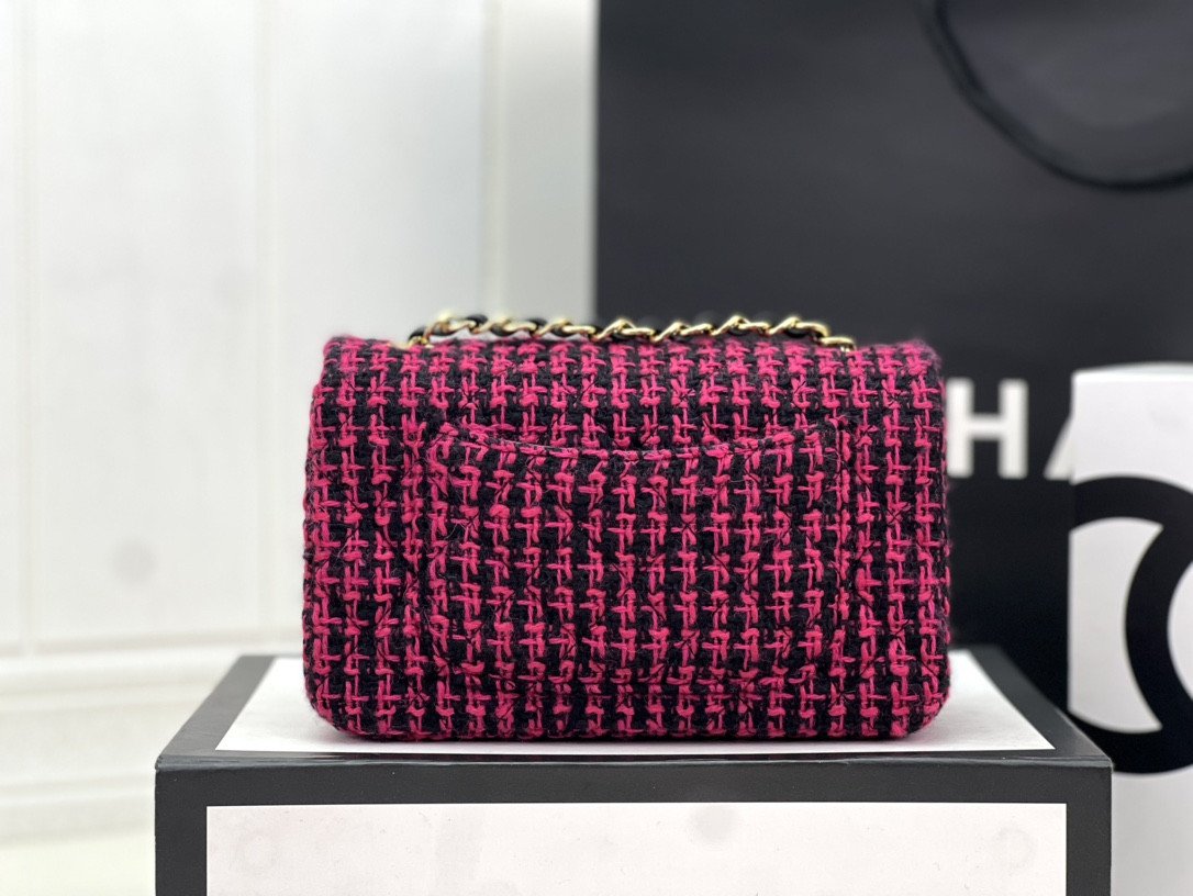 Ch**el Classic Flap Bag 20cm